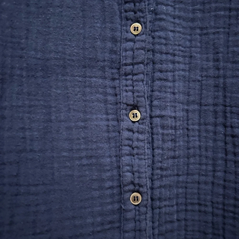 Xirena soft cotton gauze button down - Picture 3 of 6